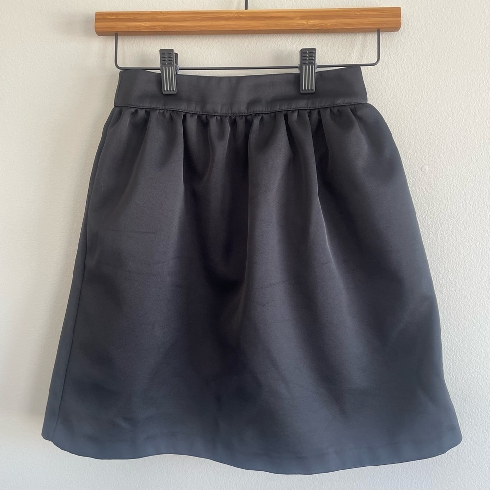 H&M Black Mini Skirt With Pockets Size 4
